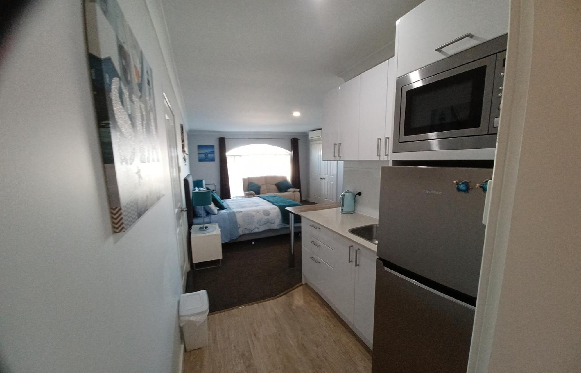 Palm Beach Guest House Рокингем Экстерьер фото